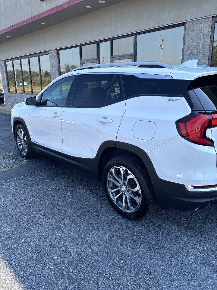 Used 2018 GMC Terrain SLT w/ Preferred Package FWD image 4