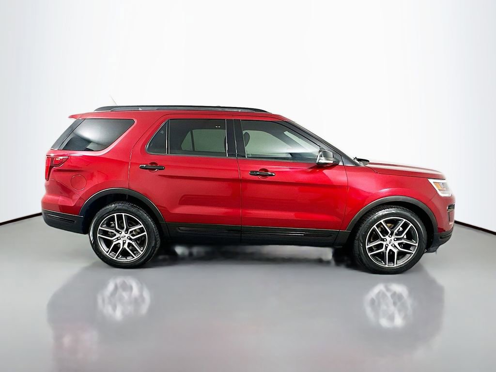 Used 2018 Ford Explorer Sport w/ Equipment Group 401A image 4
