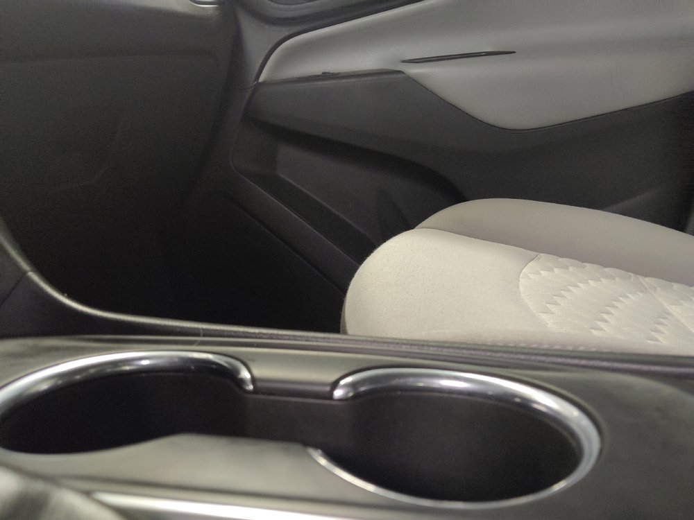 Used 2020 Chevrolet Equinox LS image 26