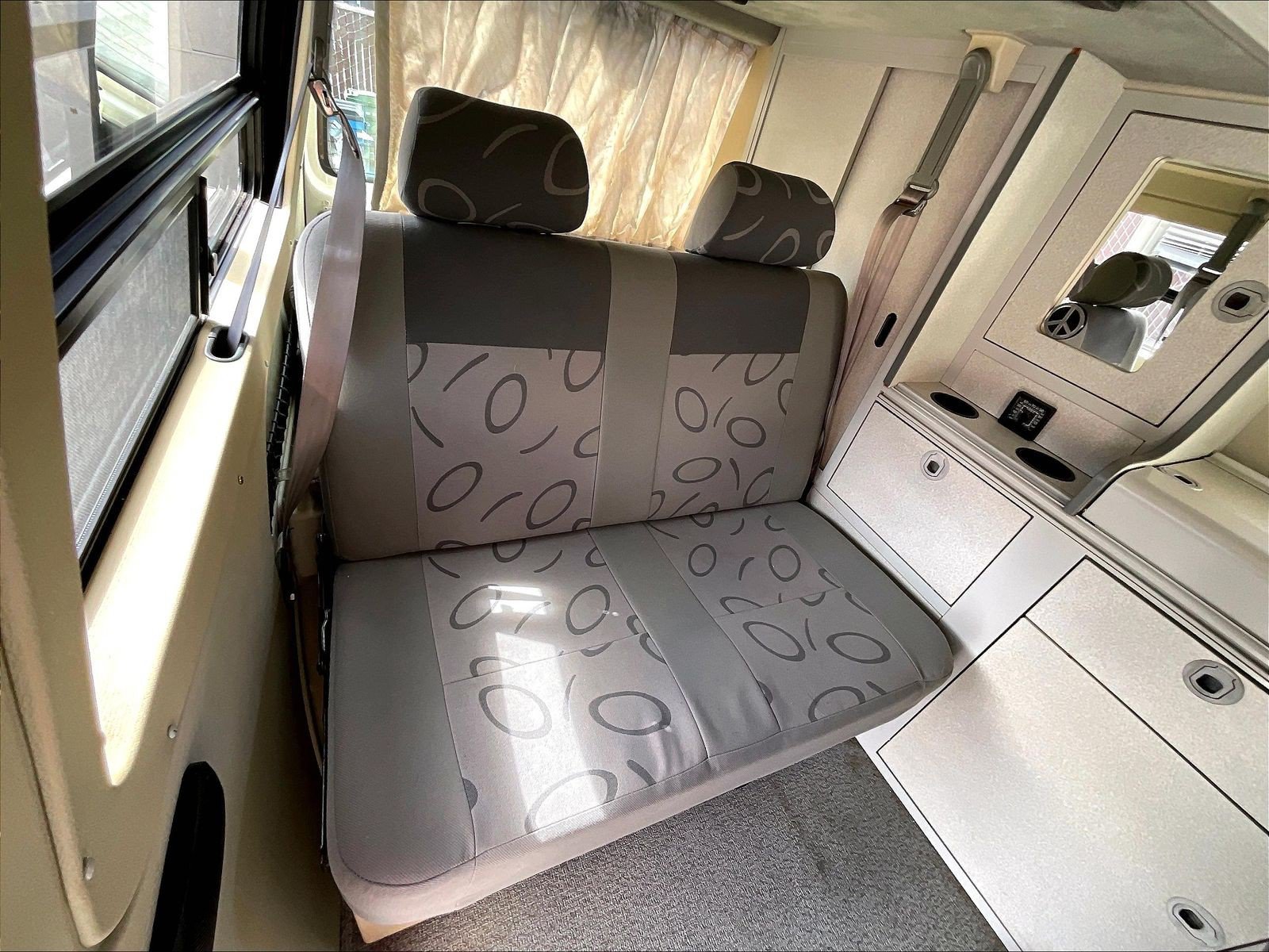 Used 2003 Volkswagen Eurovan Camper FWD image 23