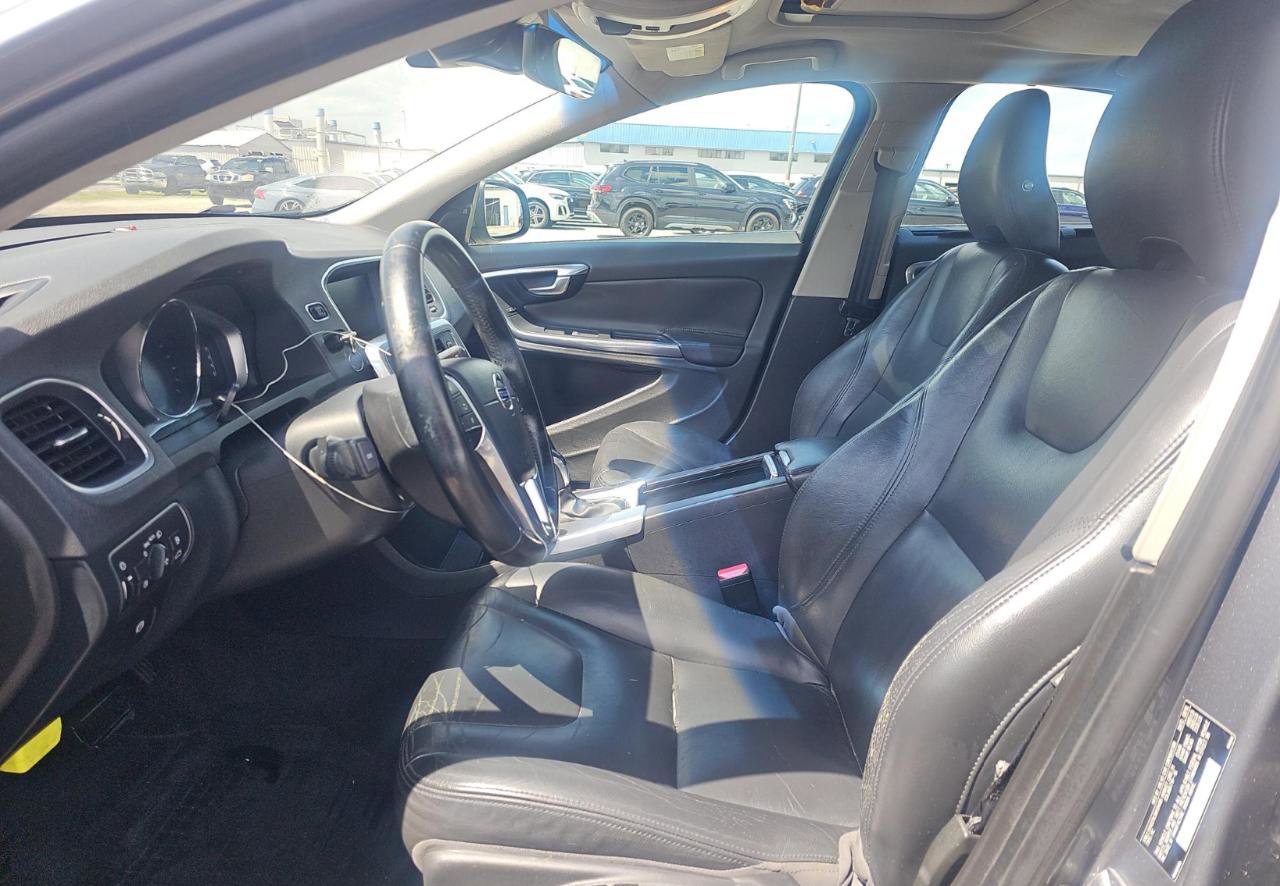Used 2017 Volvo S60 T5 Inscription AWD/4WD image 10