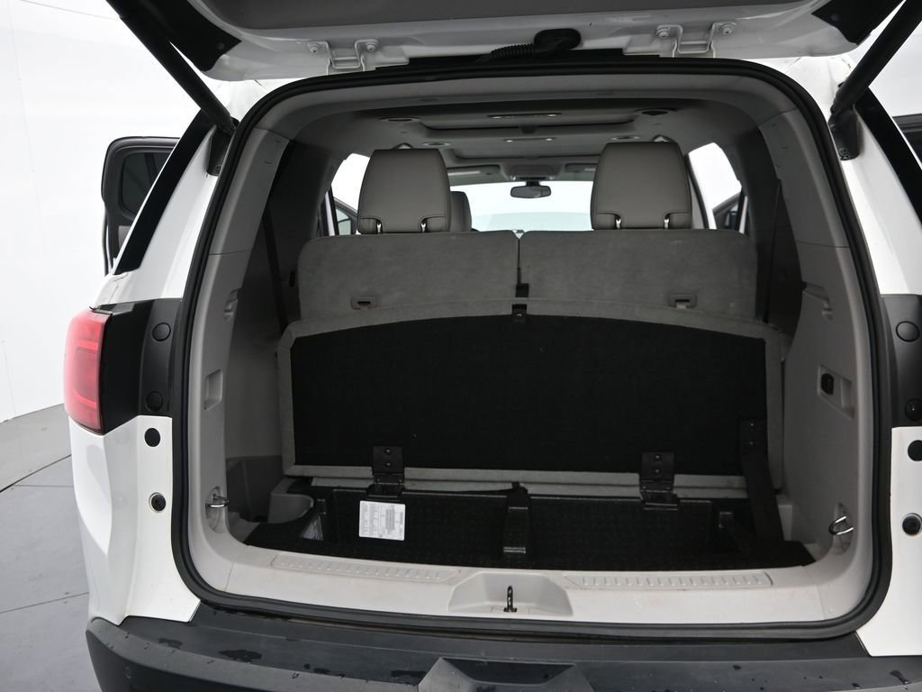 Used 2017 GMC Acadia SLT FWD image 10