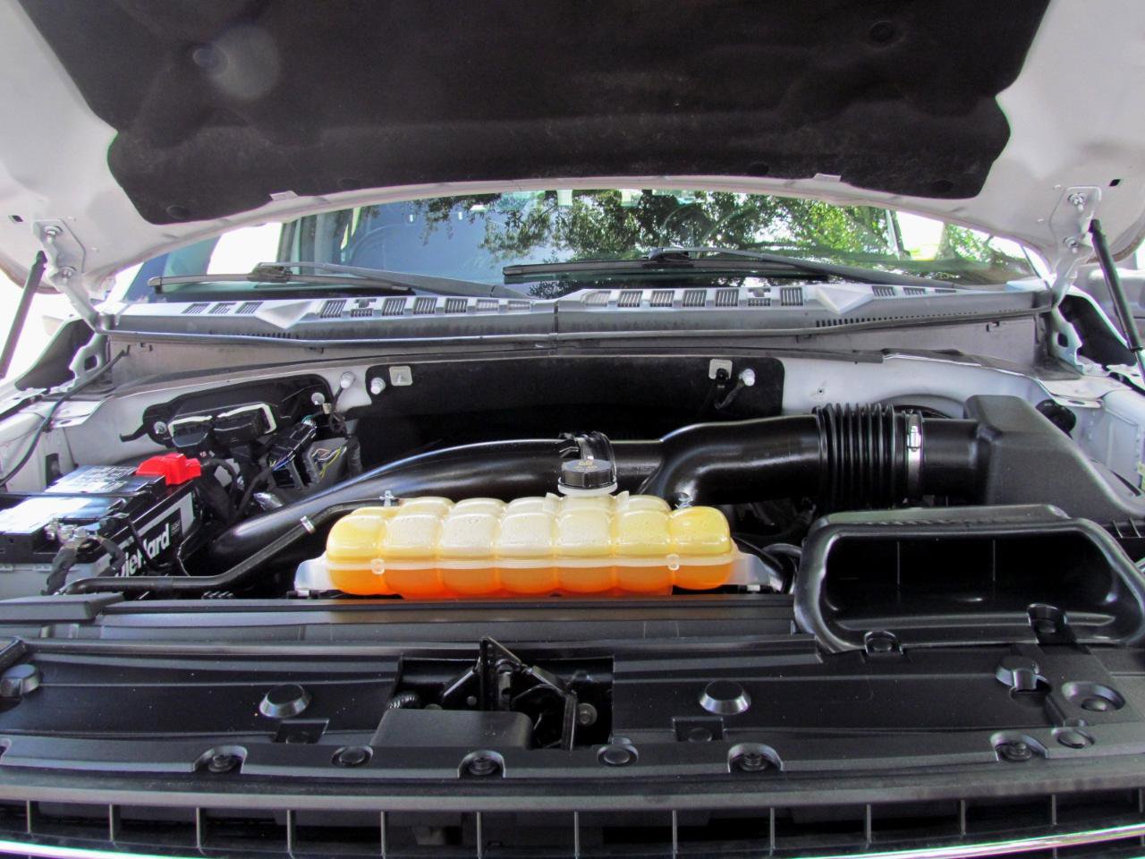 Used 2018 Ford F150 Lariat w/ Trailer Tow Package image 40