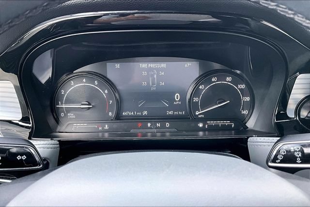 Used 2022 Lincoln Corsair AWD w/ Equipment Group 101A image 16