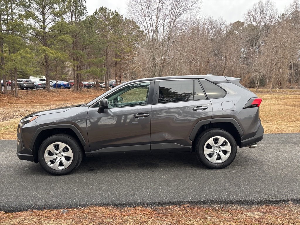Used 2024 Toyota RAV4 LE image 14