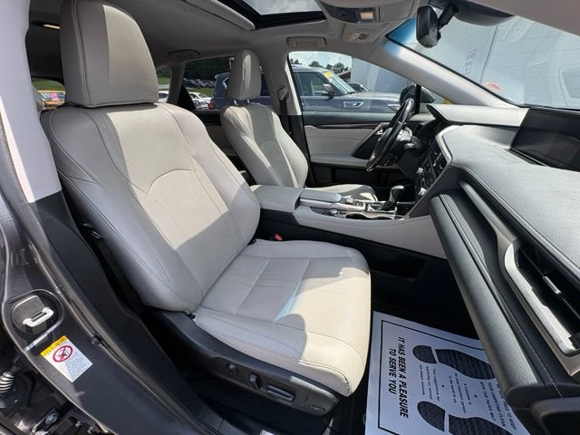 Used 2018 Lexus RX 350L Luxury w/ Accessory Package FWD image 30
