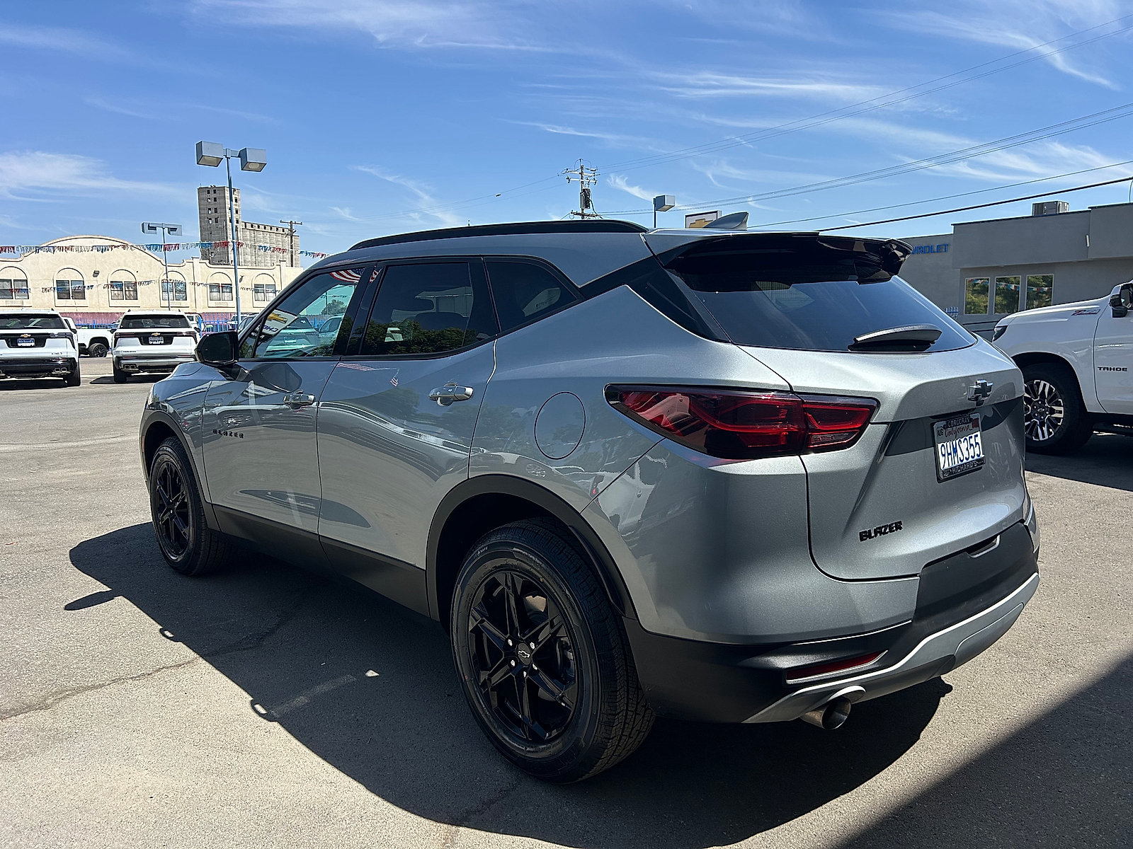 Used 2023 Chevrolet Blazer LT w/ Midnight/Sport Edition FWD image 5