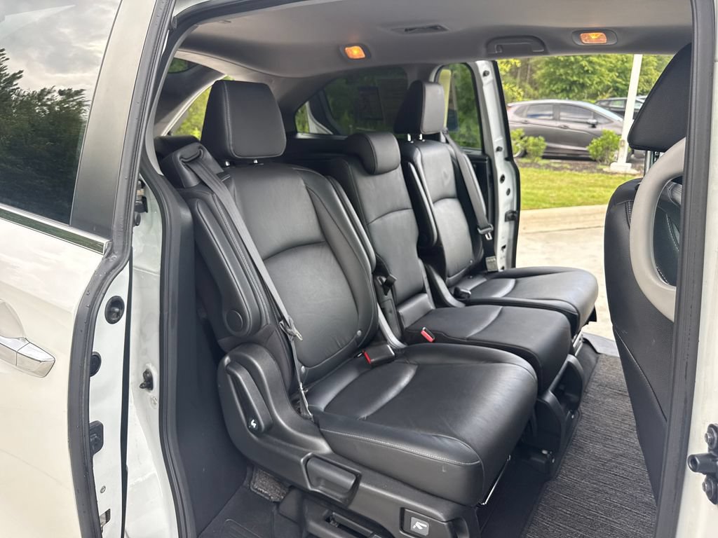 Used 2022 Honda Odyssey EX-L image 33