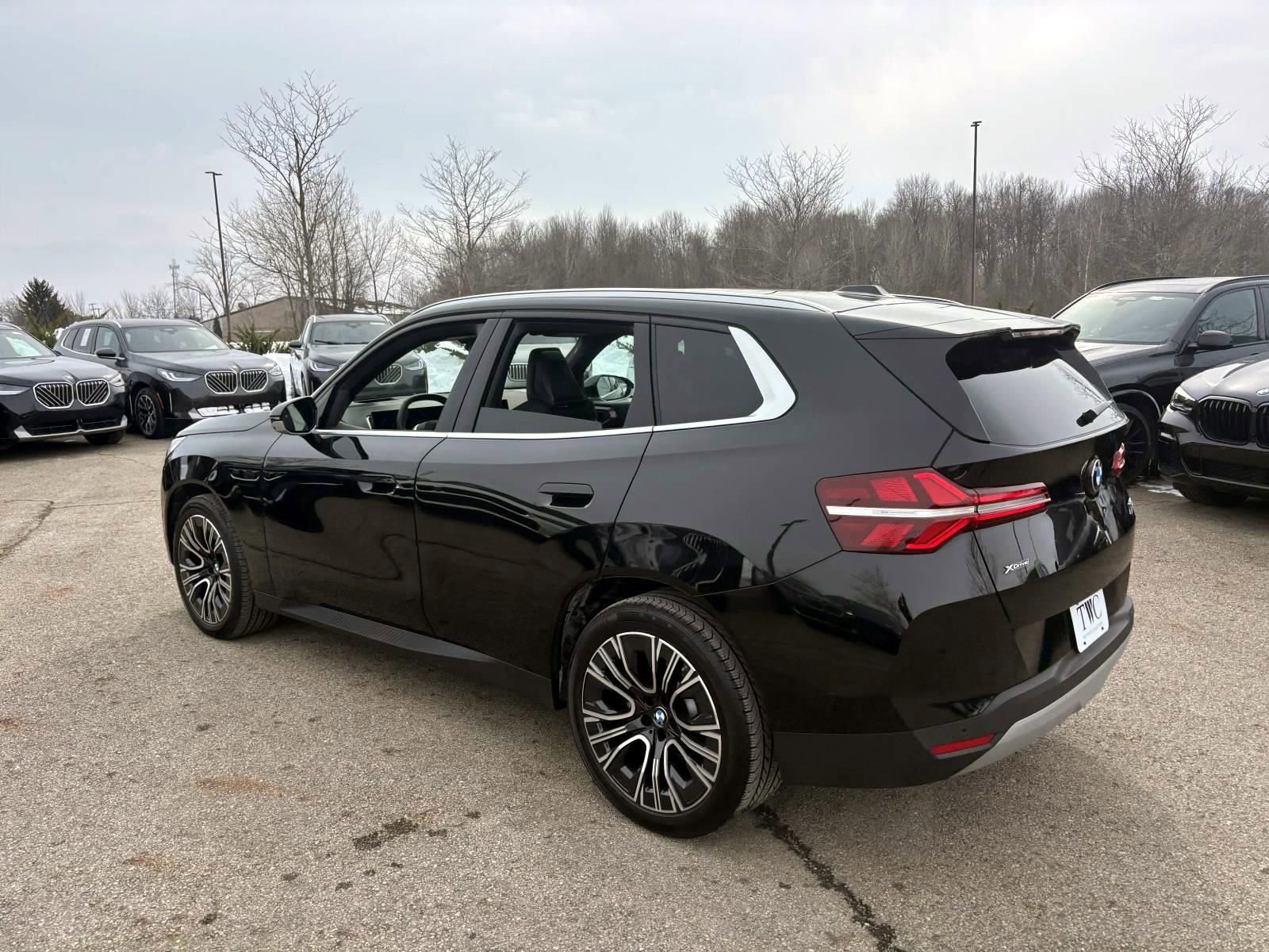 Used 2025 BMW X3 xDrive30i w/ Premium Package image 5