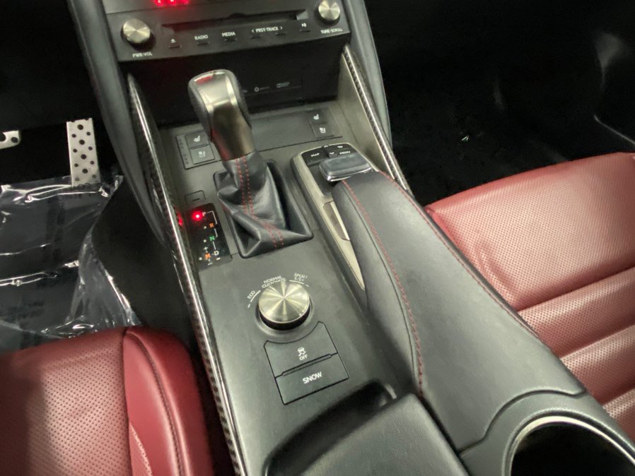 Used 2018 Lexus IS 350 F Sport w/ F Sport Package AWD/4WD image 30