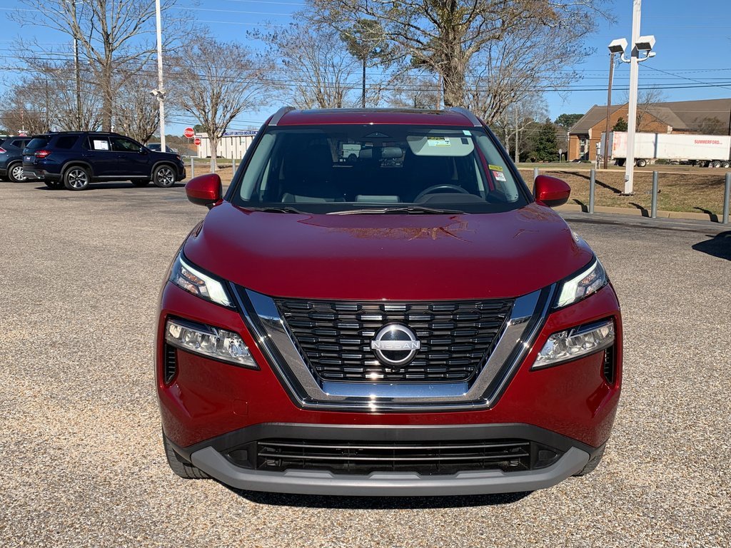 Used 2023 Nissan Rogue SV w/ SV Premium B Package image 3