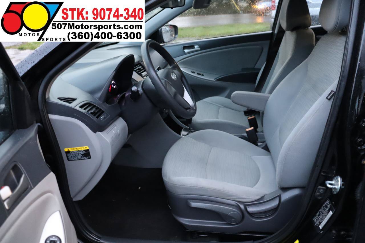 Used 2016 Hyundai Accent SE FWD image 13
