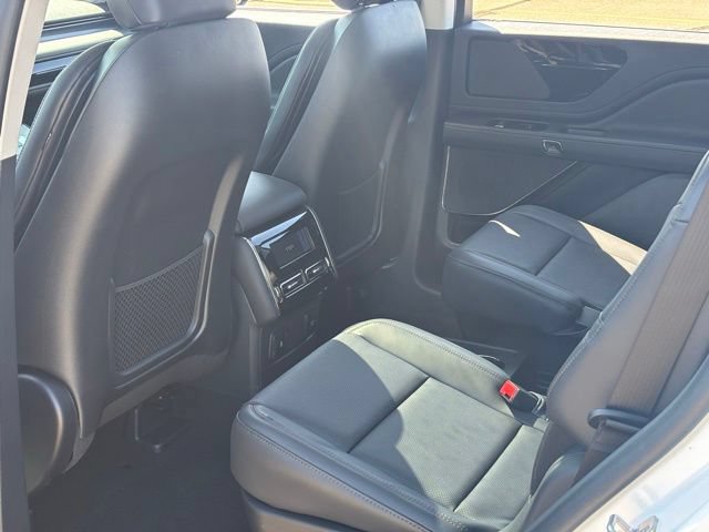New 2026 Lincoln Aviator AWD image 28