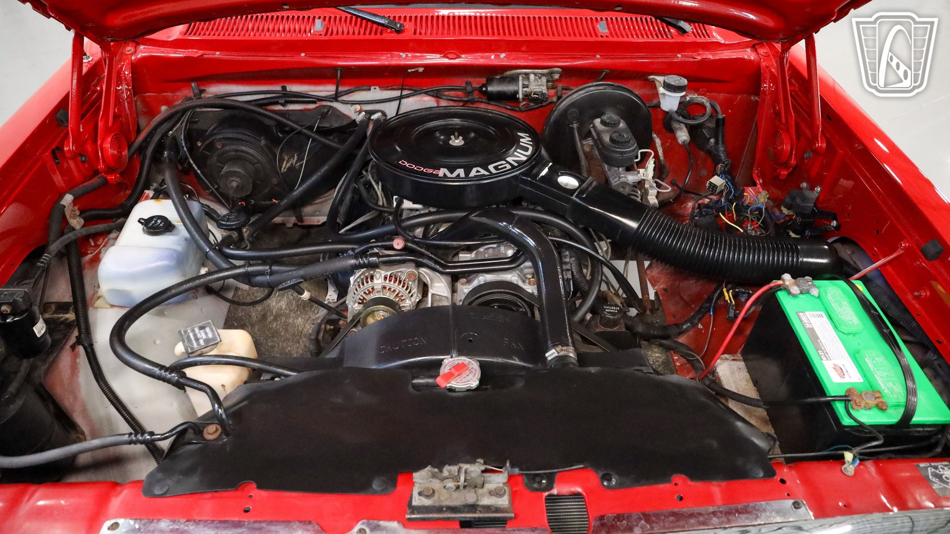 Used 1992 Dodge D/W Truck 150 RWD image 3