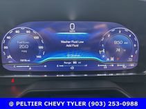 Used 2023 Chevrolet Suburban Premier AWD/4WD image 21