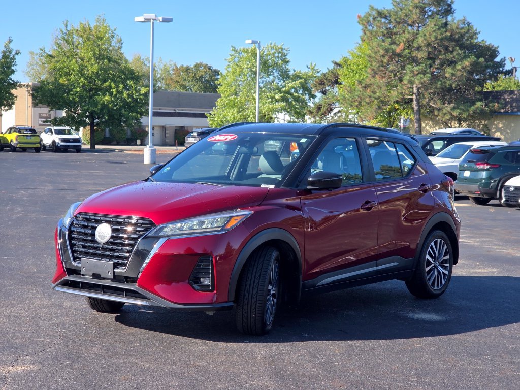 Used 2021 Nissan Kicks SR w/ SR Premium Package FWD image 19