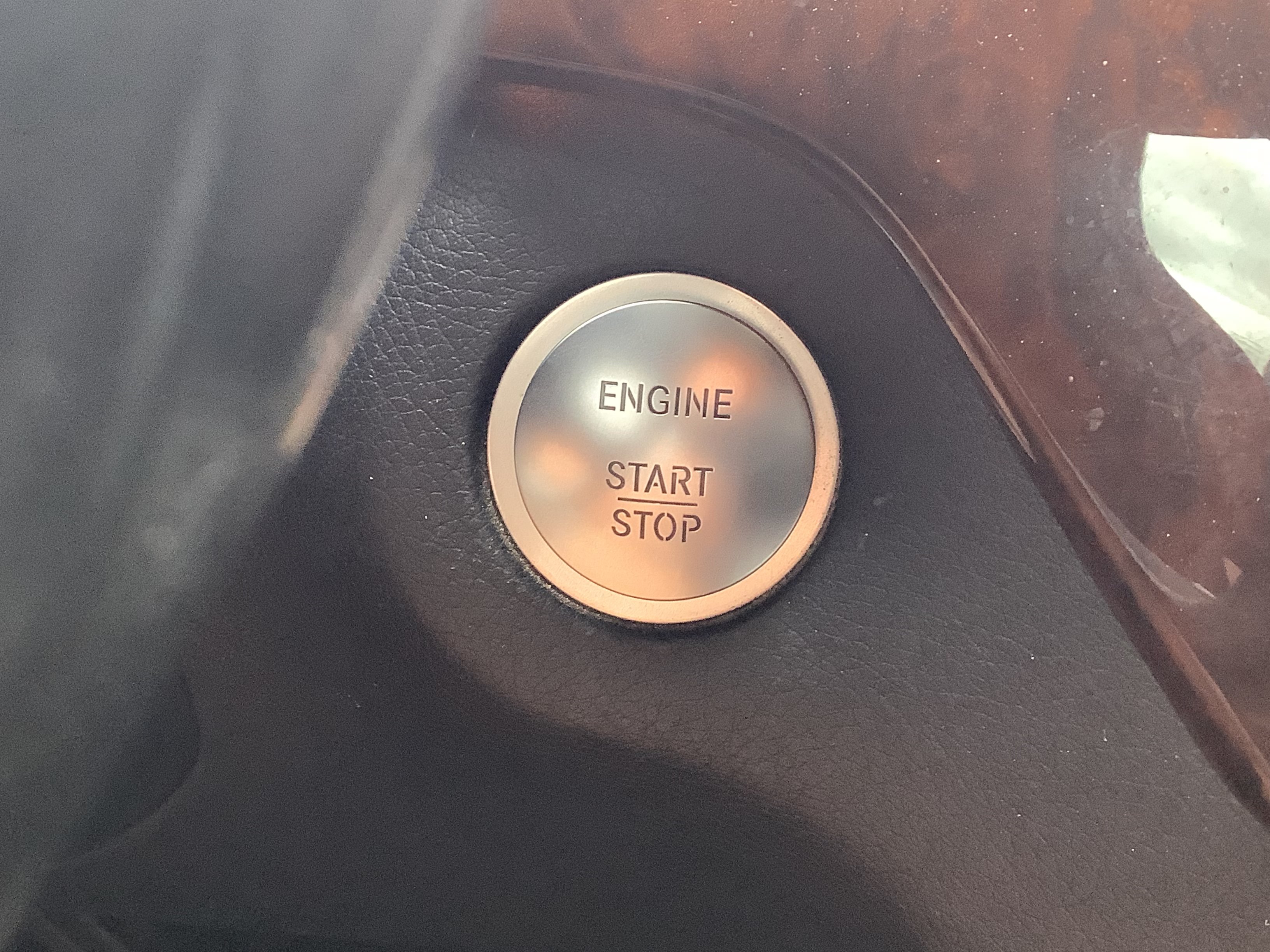 Used 2015 Mercedes-Benz GL 450 4MATIC image 18