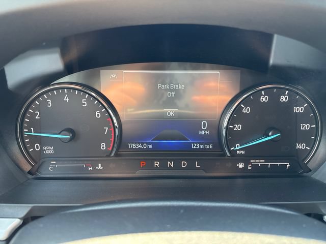 Used 2023 Ford Explorer XLT w/ Equipment Group 202A AWD/4WD image 13