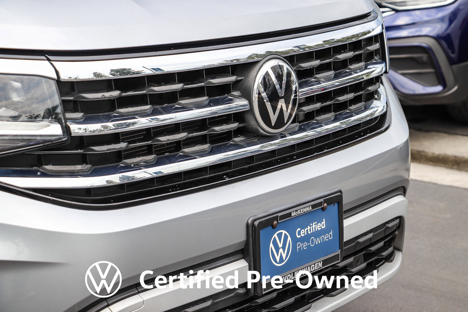 Certified 2022 Volkswagen Atlas Cross Sport SE AWD/4WD image 6