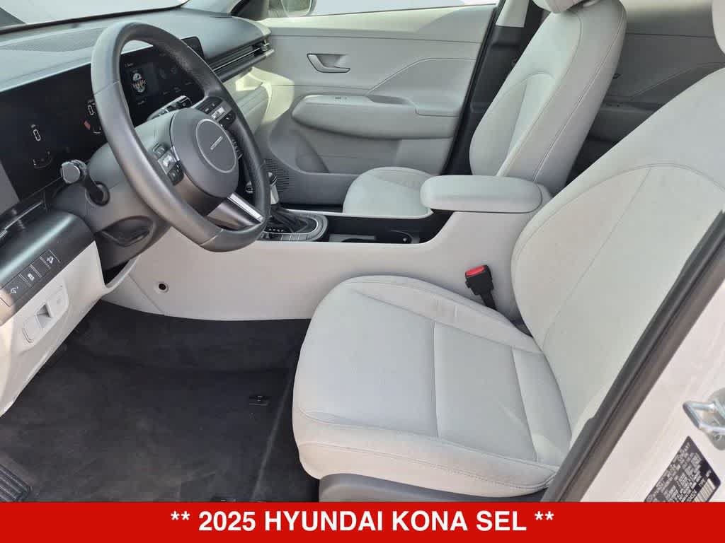 Used 2025 Hyundai Kona SEL FWD image 16