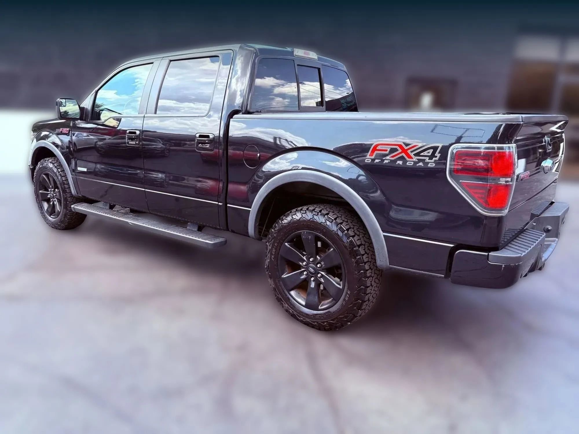 Used 2013 Ford F150 FX4 w/ Luxury Equipment Group image 3