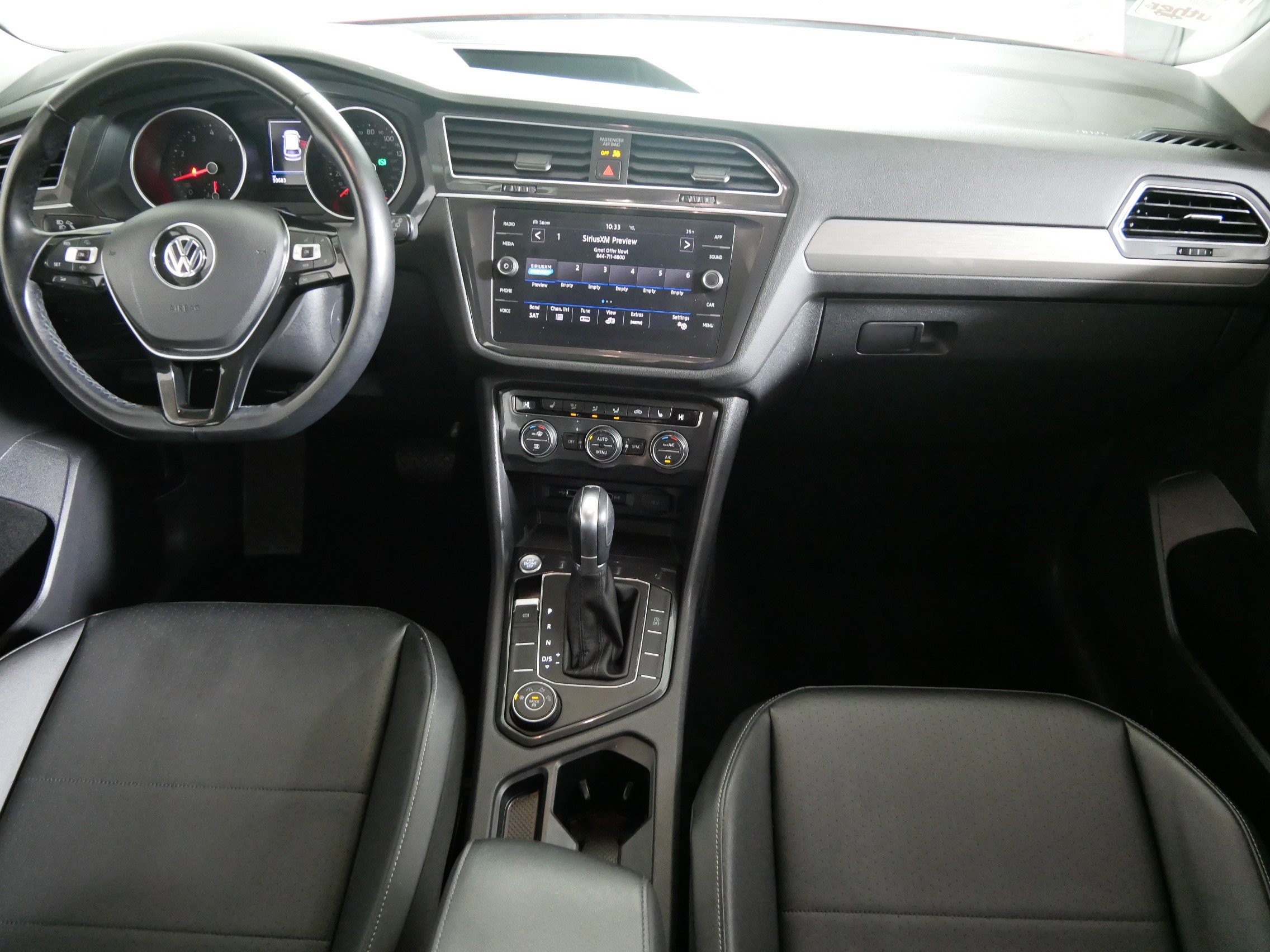 Used 2019 Volkswagen Tiguan SE image 10