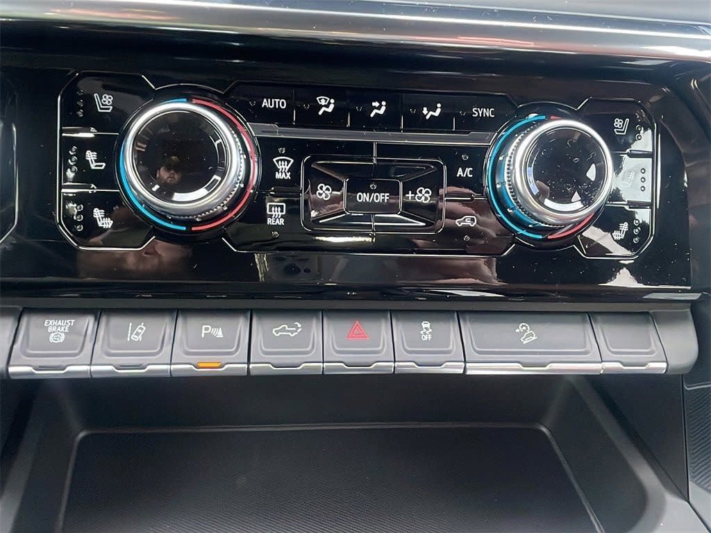 New 2026 GMC Sierra 2500 Denali Ultimate image 21