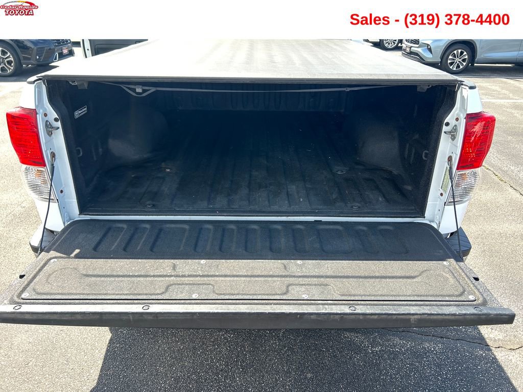Used 2013 Toyota Tundra 4x4 Double Cab w/ SR5 Pkg image 19