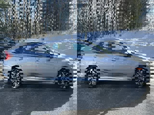 Used 2017 Honda Civic EX-T image 3