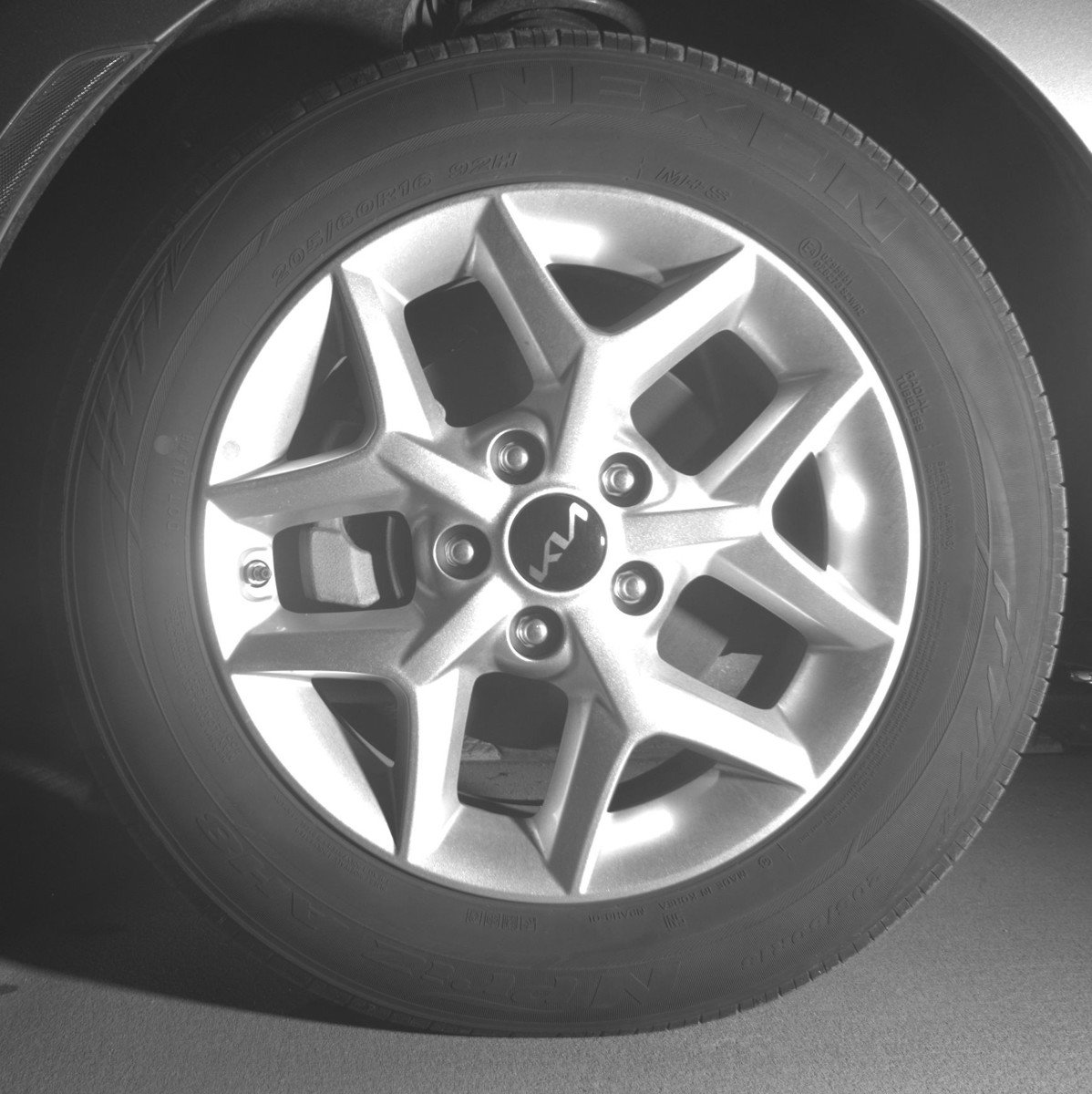 Used 2025 Kia Soul LX w/ LX Technology Package FWD image 12