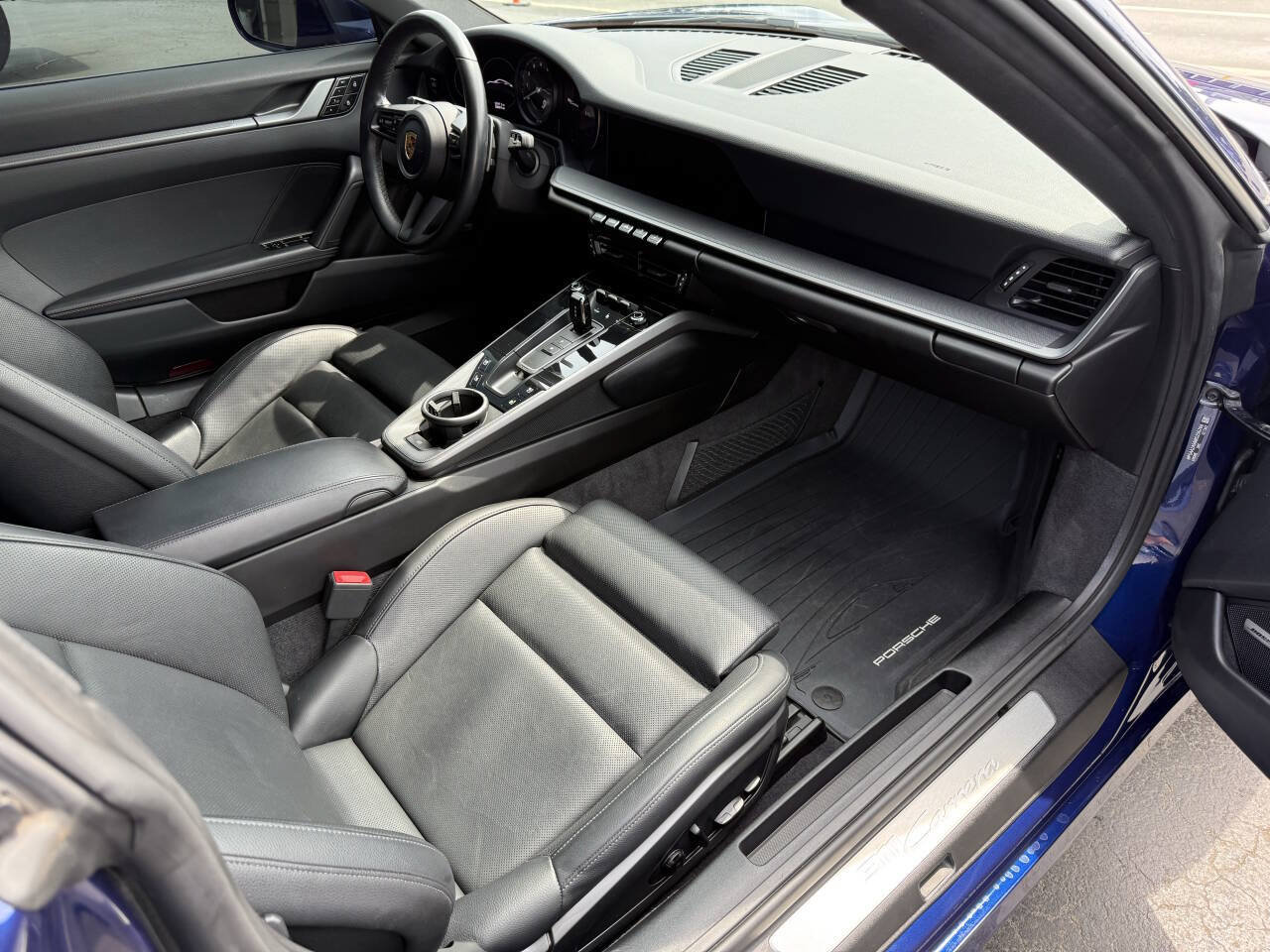 Used 2021 Porsche 911 Carrera w/ Premium Package RWD image 16