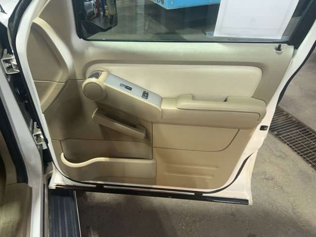 Used 2007 Mercury Mountaineer Premier AWD/4WD image 29