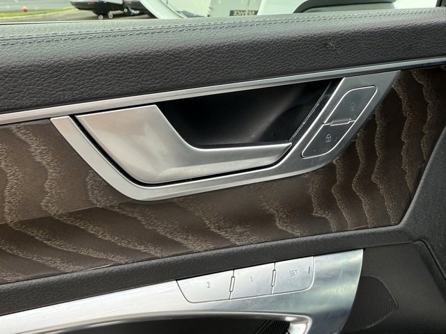 Used 2020 Audi A6 2.0T Premium image 12