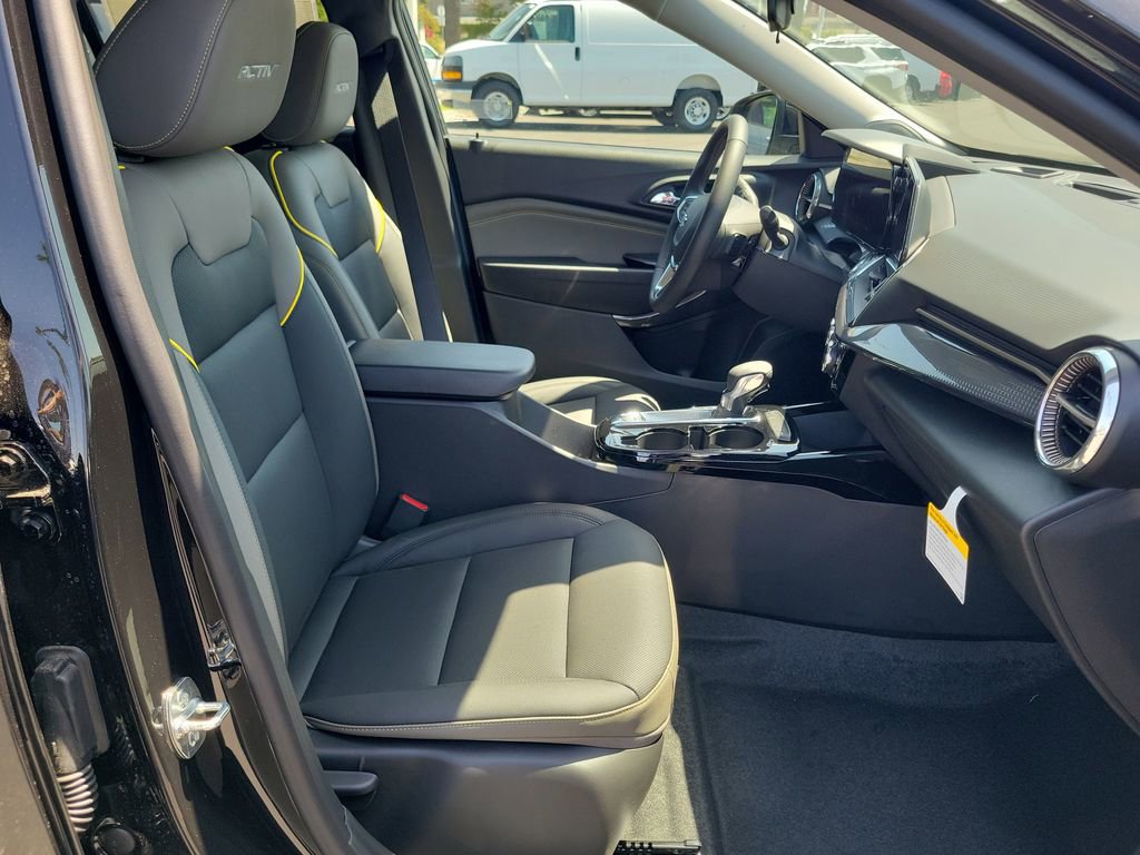 New 2026 Chevrolet Trax ACTIV w/ Driver Confidence Package FWD image 16