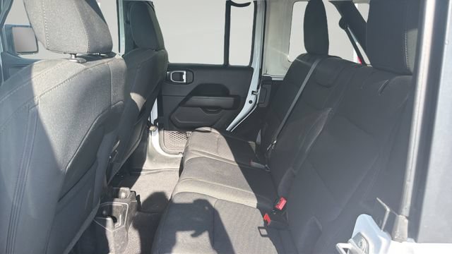 Used 2021 Jeep Wrangler Unlimited Sahara AWD/4WD image 12