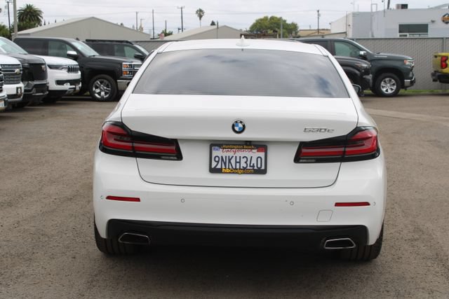 Used 2021 BMW 530e w/ Parking Assistance Package RWD image 4