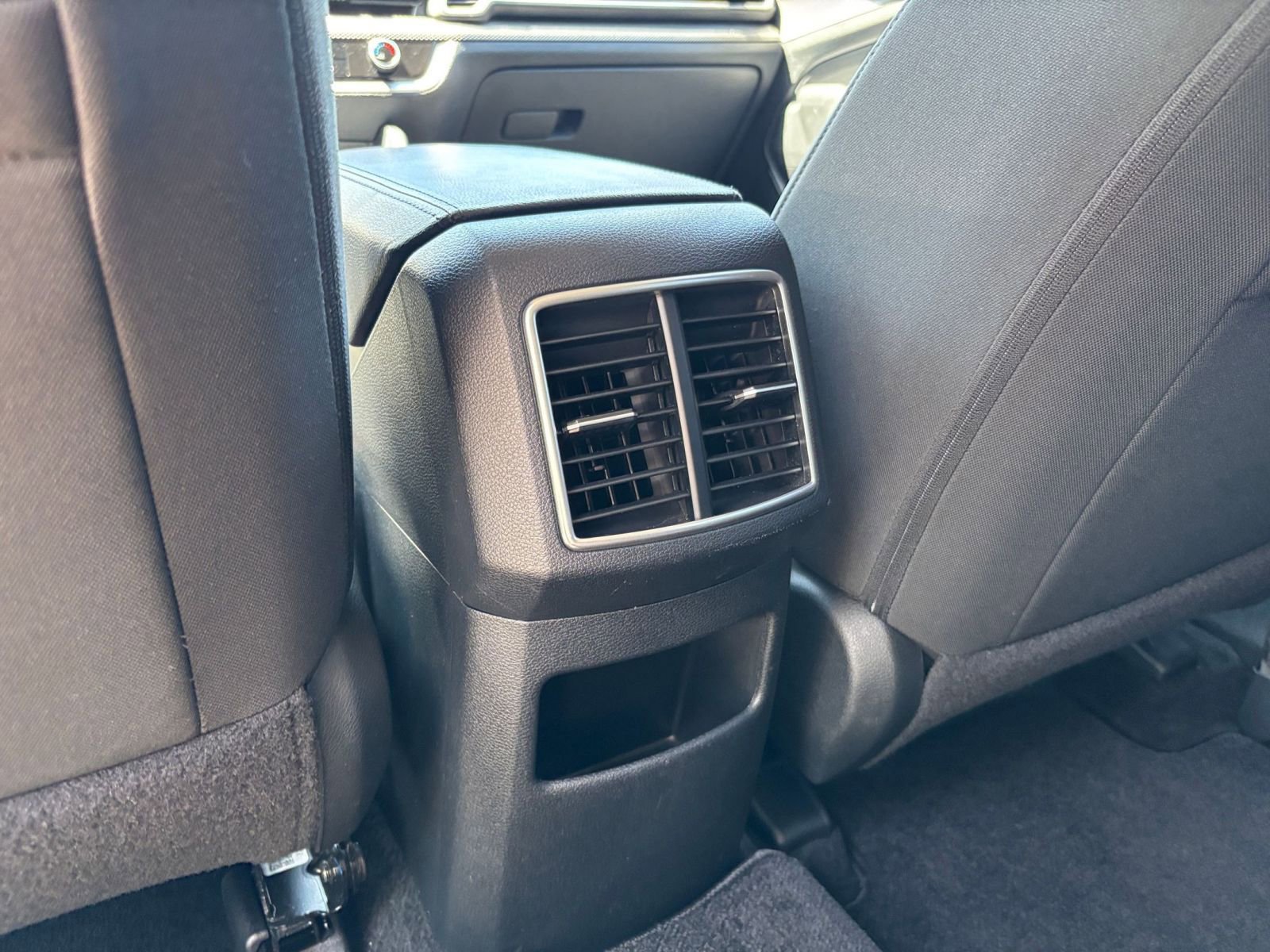 Used 2025 Kia Sportage LX FWD image 22