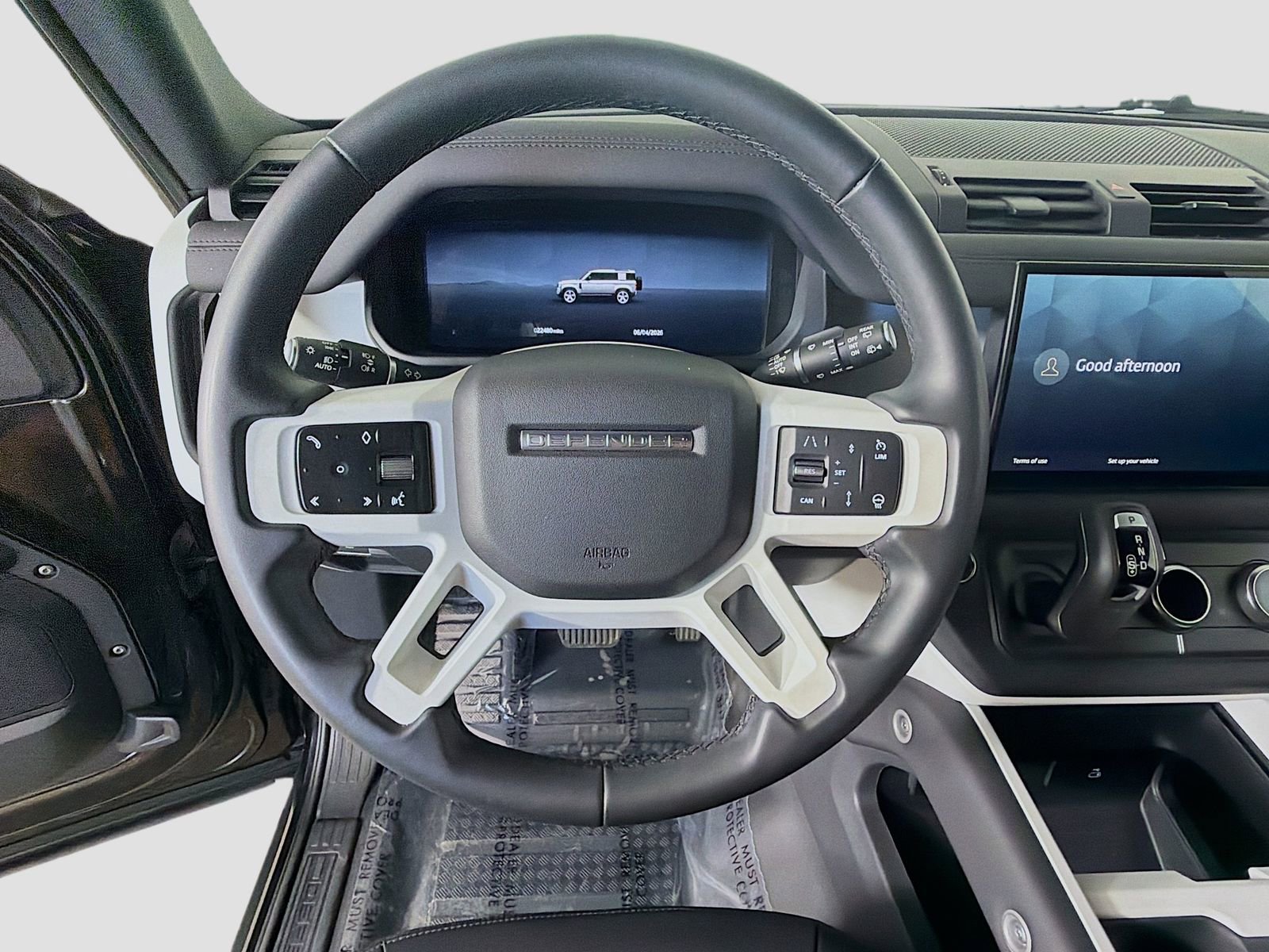 Certified 2025 Land Rover Defender 110 S AWD/4WD image 11