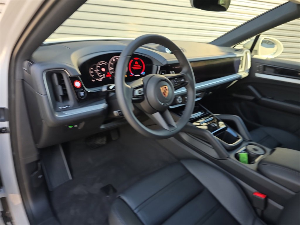 New 2026 Porsche Cayenne Coupe image 4