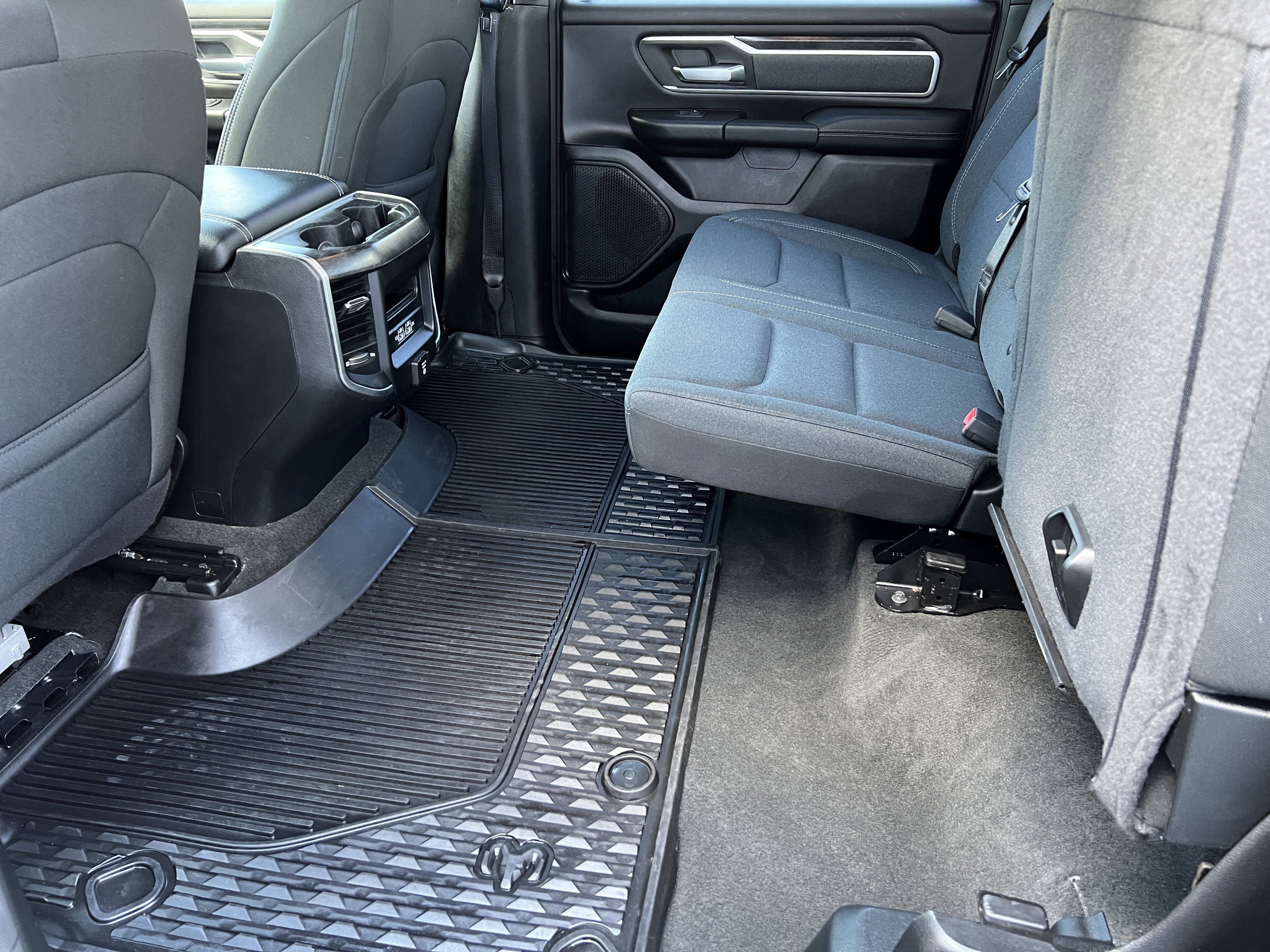 Used 2021 RAM 1500 Big Horn image 18