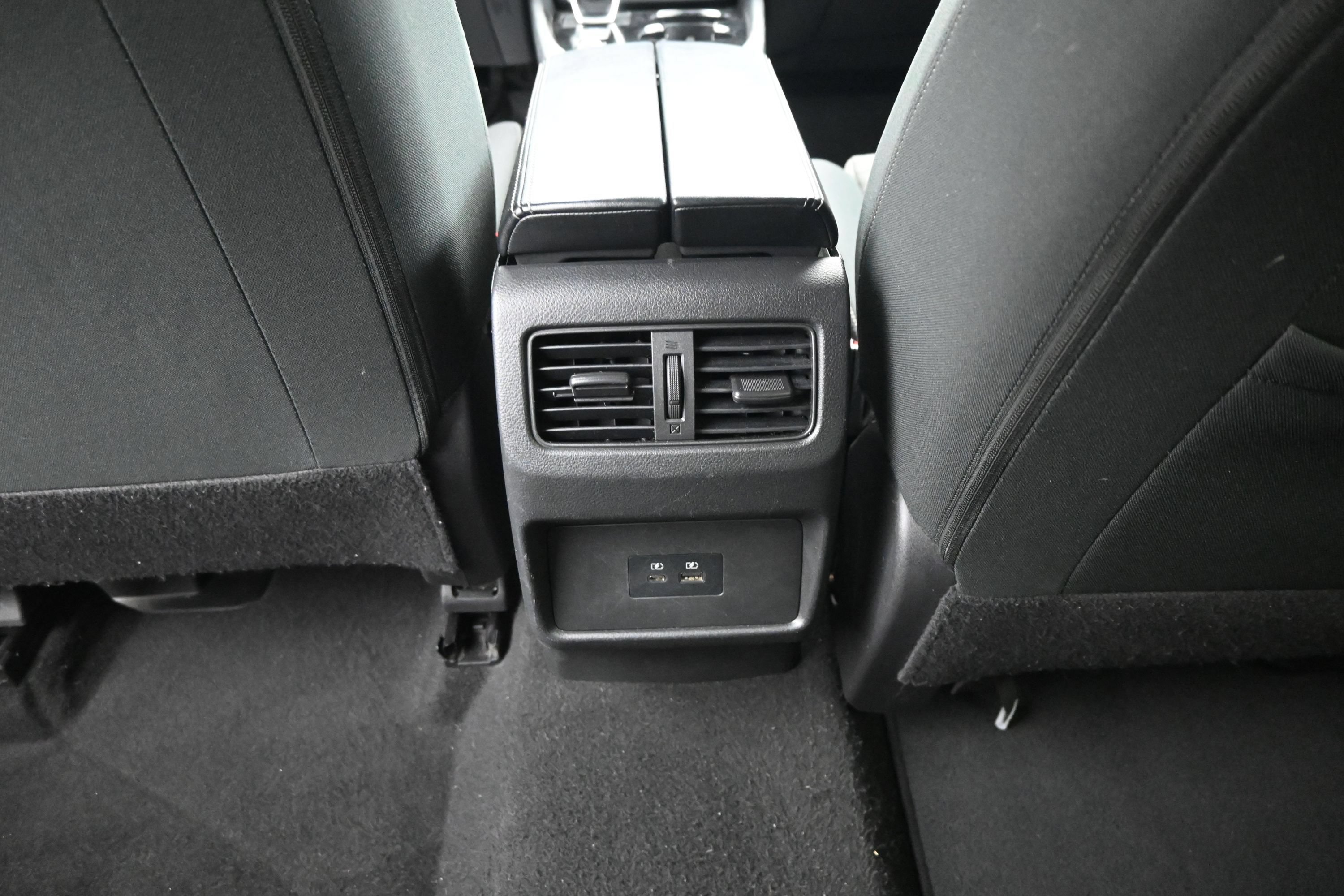 Used 2023 Nissan Rogue SV FWD image 20