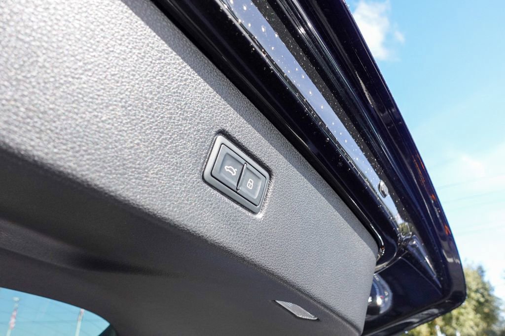 New 2026 Audi SQ7 Prestige image 31