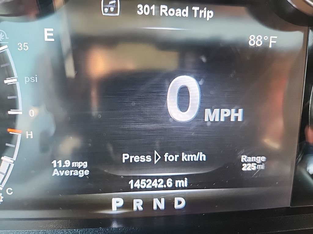 Used 2017 RAM 2500 Laramie w/ Convenience Group AWD/4WD image 16
