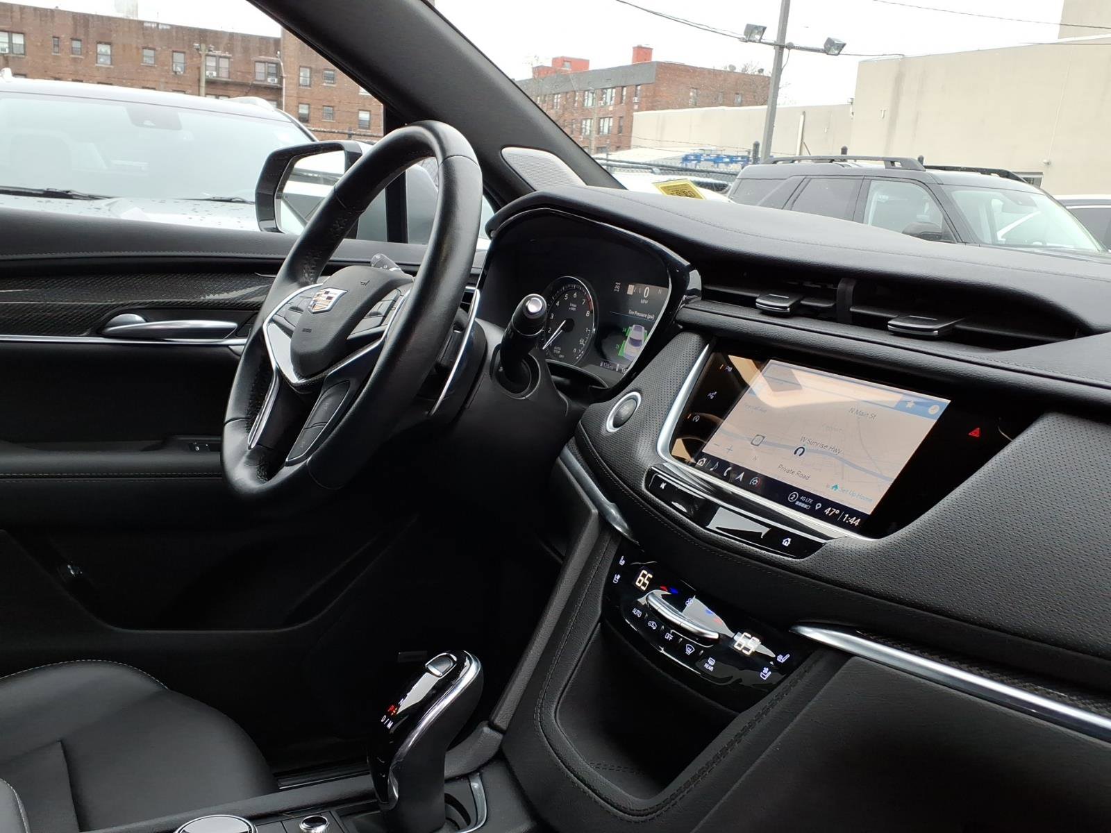 Certified 2023 Cadillac XT5 Sportv w/ Technology Package image 27