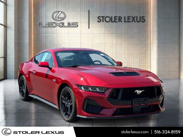 Used 2024 Ford Mustang GT RWD image 3
