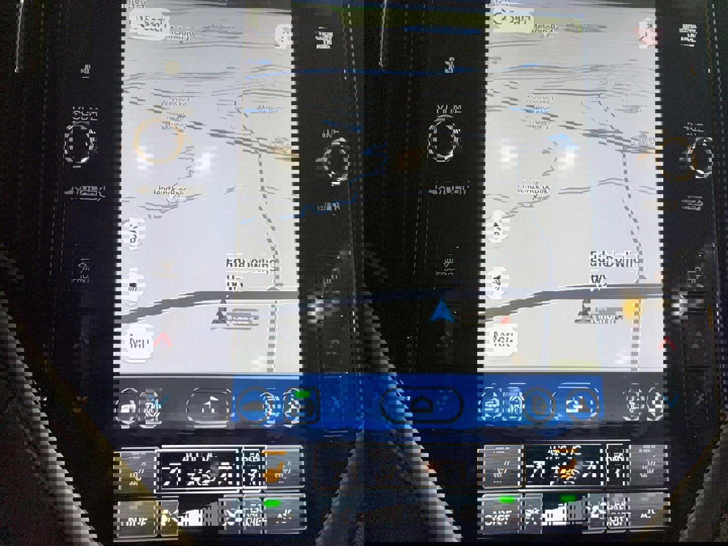 Used 2025 Subaru Ascent Bronze Edition image 7