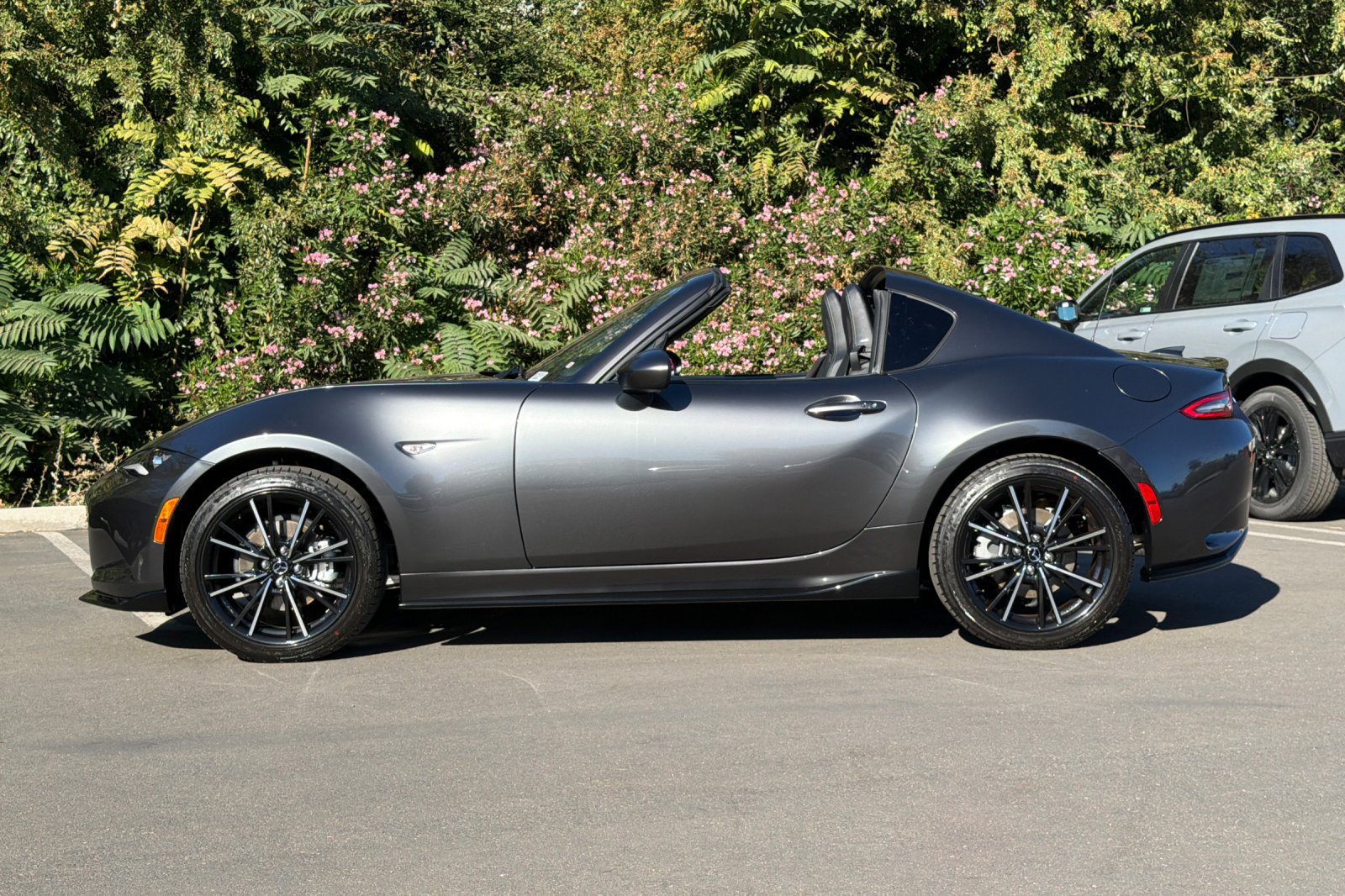 Certified 2025 MAZDA MX-5 Miata RF Grand Touring w/ Appearance Package RWD image 10