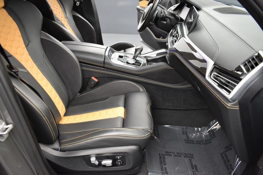 Used 2021 BMW X5 M AWD/4WD image 8