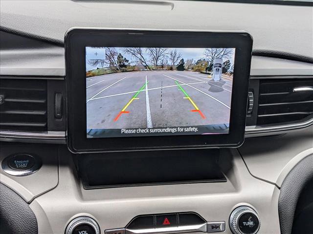 Used 2023 Ford Explorer XLT w/ Equipment Group 202A AWD/4WD image 13