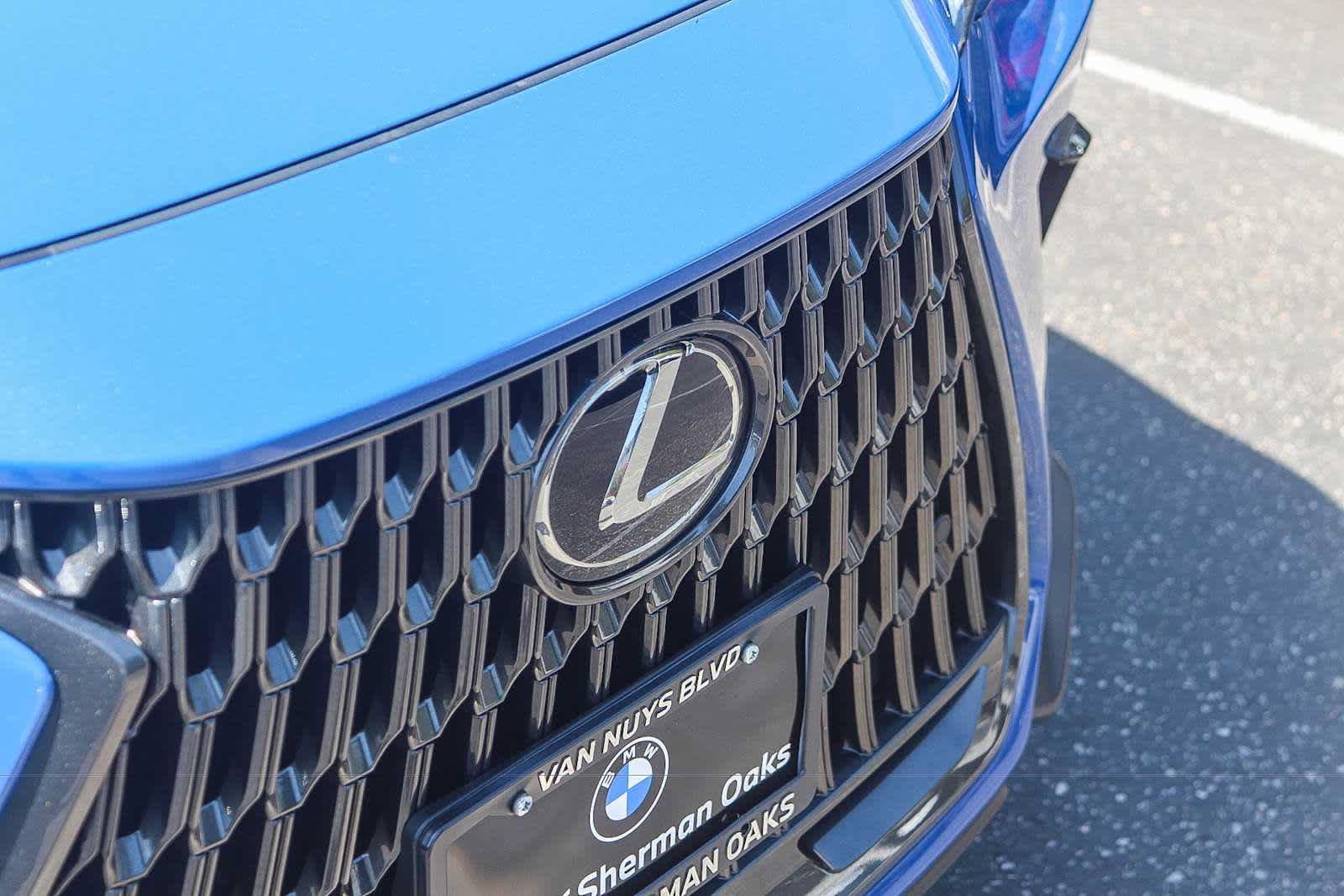 Used 2025 Lexus NX 250 FWD image 11